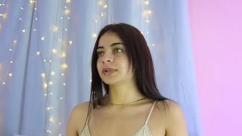 hannacruzsj online show from 10-10-25, 08:30