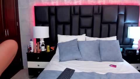 Snapshot of hannadawsons chatting on 03-09-25, 12:20 HannaDawsons online show from 03-09-25, 12:20