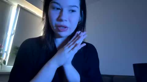Snapshot of hannah_allin chatting on 04-09-26, 01:16 Hannah Allin online show from 04-09-26, 01:16