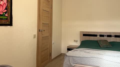 Snapshot of hannah_levis_ chatting on 02-12-26, 07:47 hannah levis online show from 02-12-26, 07:47