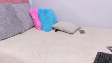 Snapshot of hannah_martinez_ chatting on 01-14-25, 11:58 Maira online show from 01-14-25, 11:58