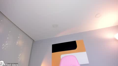 Snapshot of hannah_xoxo_ chatting on 12-15-24, 06:29 Hannah online show from 12-15-24, 06:29