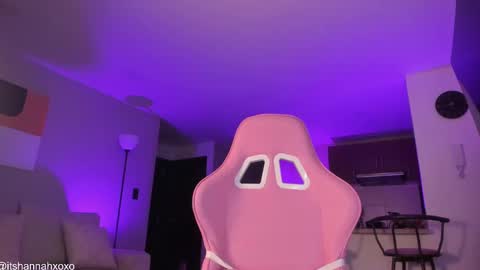 Snapshot of hannah_xoxo_ chatting on 02-13-25, 04:43 Hannah online show from 02-13-25, 04:43