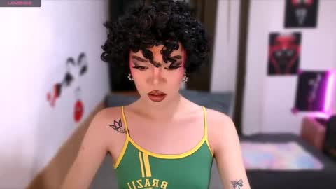 HANNAH online show from 04-10-26, 11:48