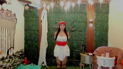 Snapshot of hannahill69 chatting on 10-31-25, 07:20 Hannahill69 online show from 10-31-25, 07:20