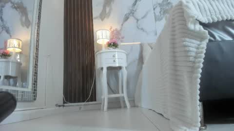 Snapshot of hannahill69 chatting on 11-29-25, 05:32 Hannahill69 online show from 11-29-25, 05:32