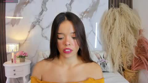 Snapshot of hannahill69 chatting on 04-28-26, 04:50 Hannahill69 online show from 04-28-26, 04:50