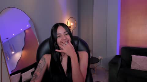 HANNAH J online show from 02-20-25, 01:25