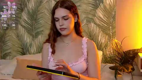 Snapshot of hannahsoul chatting on 07-19-26, 09:40 HannahSoul online show from 07-19-26, 09:40