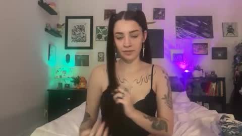 Hannah Taylor online show from 02-03-26, 06:40