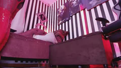 FOLLOW ME INTA MOONXMAFE online show from 11-05-25, 09:59