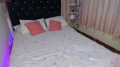 alejandra online show from 03-27-26, 03:01