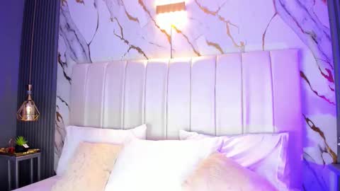 HannaPaola online show from 11-27-25, 10:34