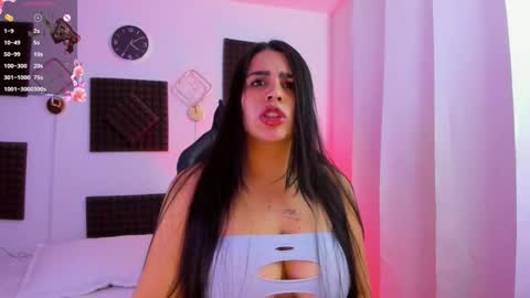 Hanna  online show from 12-13-25, 09:09