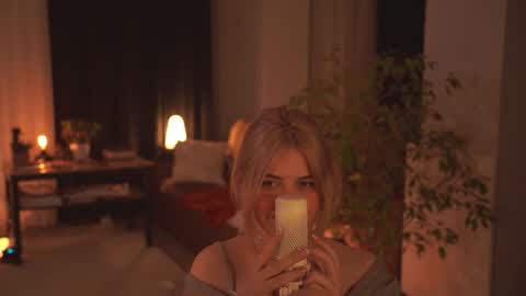 Hanna online show from 01-13-25, 04:19