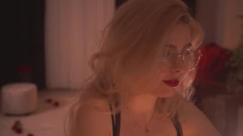 Hanna online show from 02-16-25, 12:41