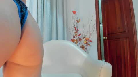 Snapshot of hannawarriorr chatting on 01-28-25, 12:57 Hanna Warrior online show from 01-28-25, 12:57