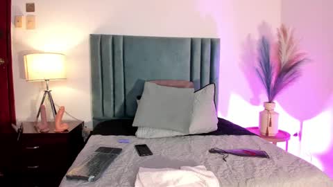 Snapshot of hannawarriorr chatting on 03-09-25, 12:31 Hanna Warrior online show from 03-09-25, 12:31