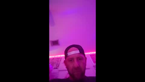 Snapshot of hannersjames48 chatting on 05-27-26, 02:30 hannersjames48 online show from 05-27-26, 02:30