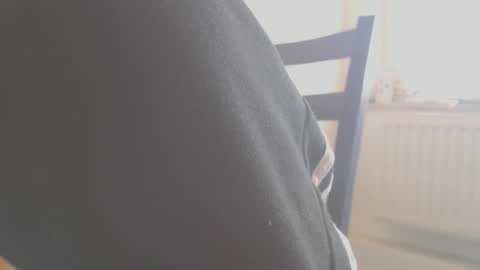 hannes_k online show from 04-06-26, 09:43