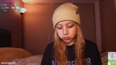 Hannie  online show from 03-10-26, 06:57