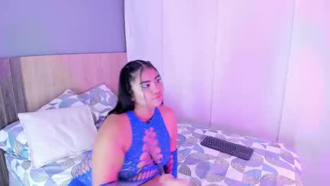 Snapshot of hannnasmith chatting on 09-22-25, 03:08 Hanna online show from 09-22-25, 03:08