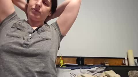 Sabrina online show from 10-15-25, 04:45