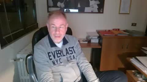 hanscooper online show from 12-21-25, 05:20