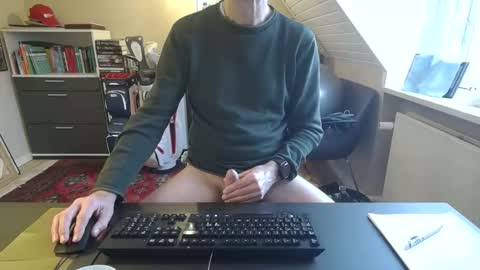 Snapshot of hanse_1 chatting on 03-16-26, 07:23 Hanse online show from 03-16-26, 07:23