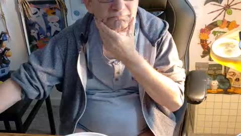 charly online show from 10-16-25, 10:27