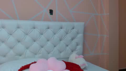 Snapshot of hantonella chatting on 09-09-25, 07:13 Anto online show from 09-09-25, 07:13