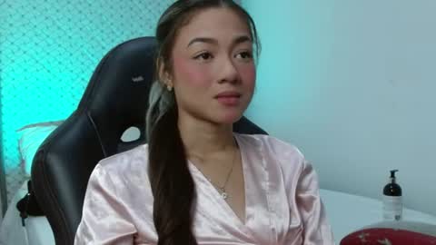 Snapshot of hantonella chatting on 06-13-26, 01:42 Anto online show from 06-13-26, 01:42