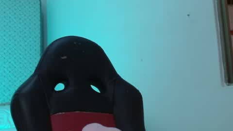 Snapshot of hantonella chatting on 06-20-26, 02:31 Anto online show from 06-20-26, 02:31