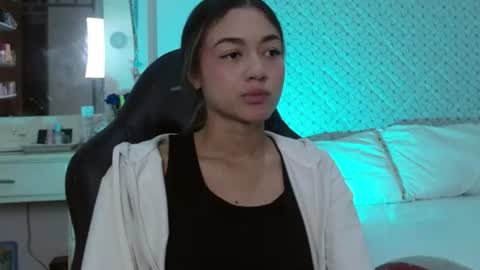 Snapshot of hantonella chatting on 07-23-26, 02:59 Anto online show from 07-23-26, 02:59