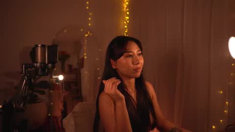 Mizi online show from 12-07-24, 01:25