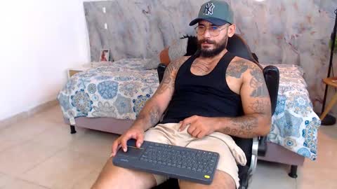 hanz_col online show from 11-22-25, 05:17