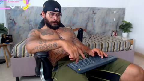 hanz_col online show from 04-19-26, 11:18