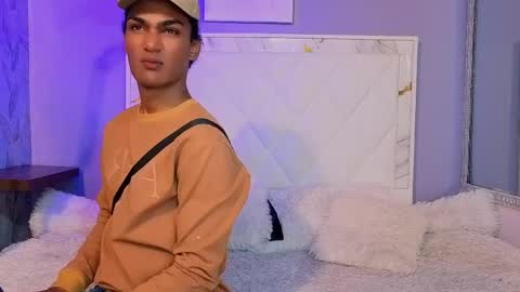 Hanzking01 online show from 05-24-26, 03:44