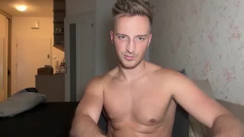 hanzlagerfelt online show from 11-09-25, 08:18