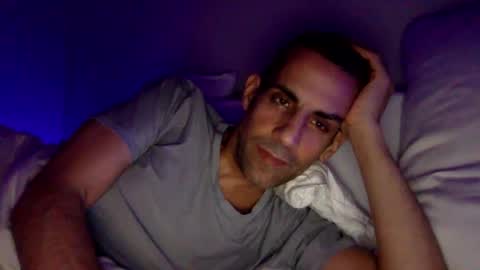 Snapshot of happy2334 chatting on 09-26-25, 01:53 skysky6969 online show from 09-26-25, 01:53