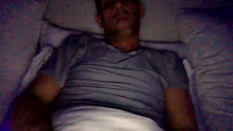 Snapshot of happy2334 chatting on 10-22-25, 01:44 skysky6969 online show from 10-22-25, 01:44