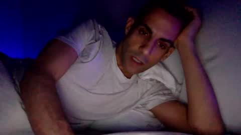 Snapshot of happy2334 chatting on 10-25-25, 02:56 skysky6969 online show from 10-25-25, 02:56