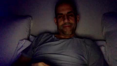 Snapshot of happy2334 chatting on 11-15-25, 02:13 skysky6969 online show from 11-15-25, 02:13