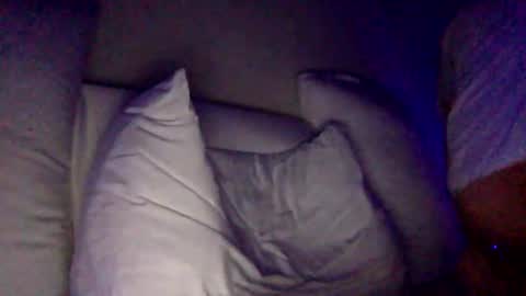 Snapshot of happy2334 chatting on 12-15-25, 05:28 skysky6969 online show from 12-15-25, 05:28