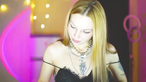 Snapshot of happy_cat_house2 chatting on 12-03-24, 06:17 happy_cat_house2 online show from 12-03-24, 06:17