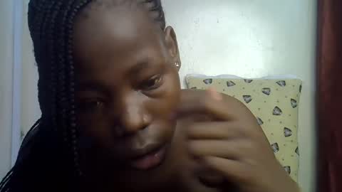 happy_kienyeji online show from 11-10-25, 04:17