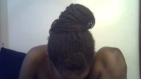 happy_kienyeji online show from 12-14-25, 08:46