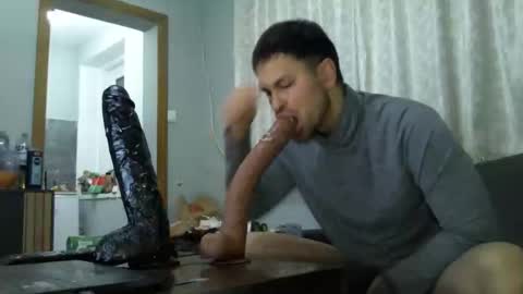 Rommy2K online show from 02-22-26, 02:02