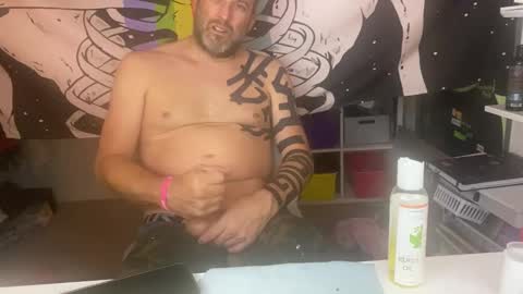 Josh Hamilton online show from 01-04-25, 11:43