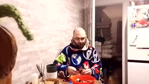 Snapshot of happyguy00000 chatting on 02-11-26, 03:44 Calvin Secret online show from 02-11-26, 03:44